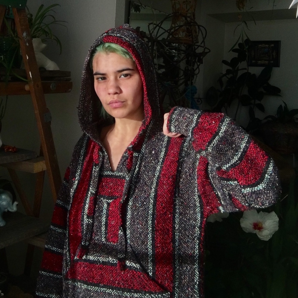 HIPPIE HOODIE